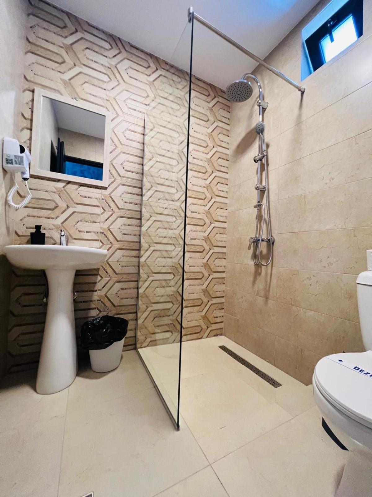 Golden Star Residences 康斯坦察 外观 照片